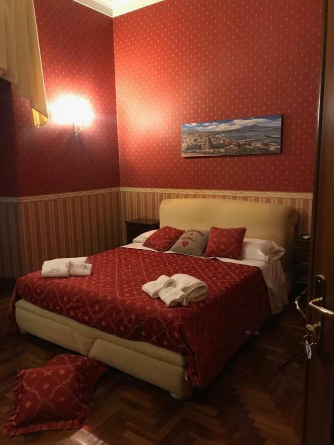 B&B Foria 210 Nápoly Kültér fotó